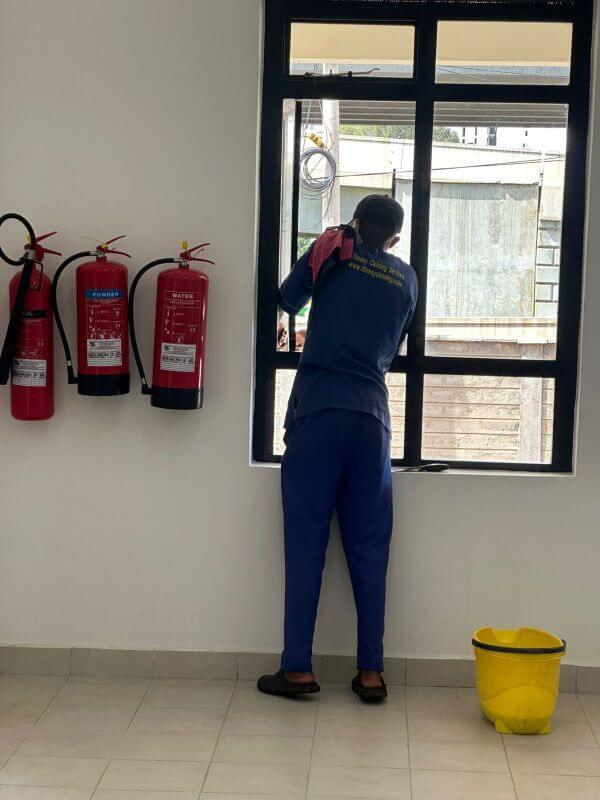 Post constrution cleaning services